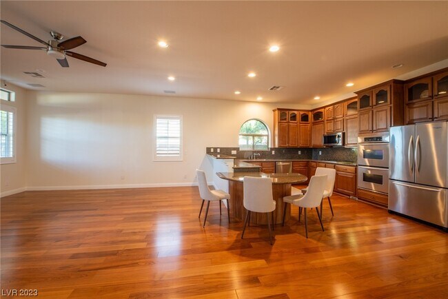 Building Photo - 2164 Noonday Ct