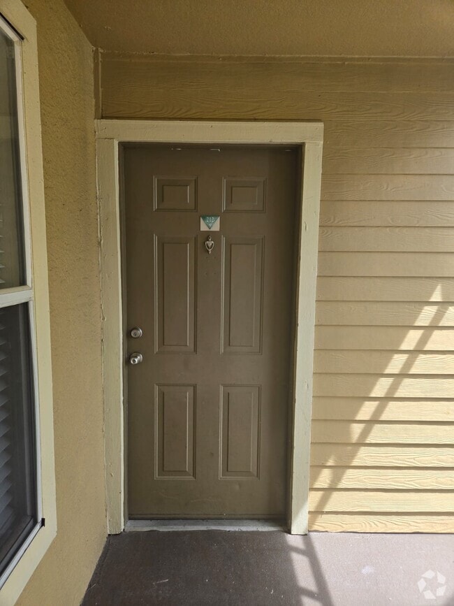 Building Photo - 4105 Tropical Isle Blvd