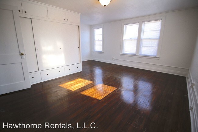 Foto del edificio - 2 br, 1 bath House - 416 Belmont Avenue