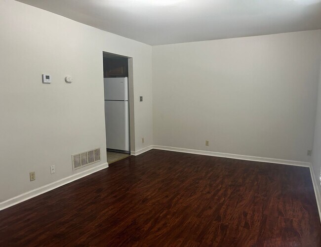 Foto del edificio - 417 Oldham Ave