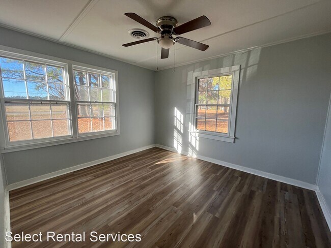 Building Photo - 2 br, 1 bath House - 1110 Northside Rd.