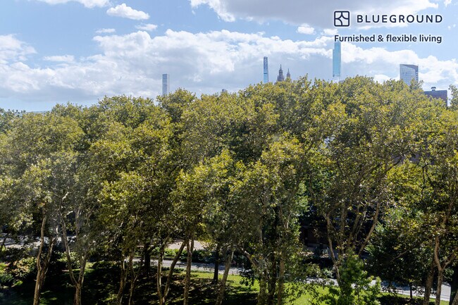 Foto del edificio - 45 W 81st St