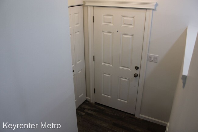 Building Photo - 3 br, 3 bath House - 15720 Erwin Court