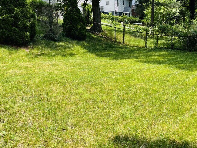 Building Photo - 2 Bedroom Single Family Home in Hyattsvill...