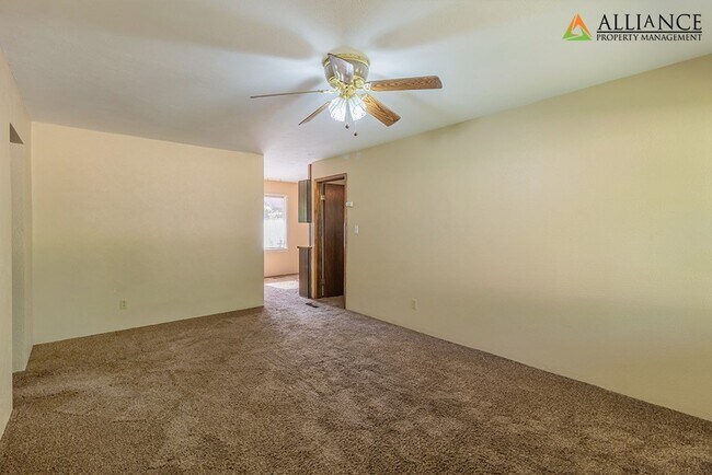 Foto del edificio - 1525 Hartford Rd