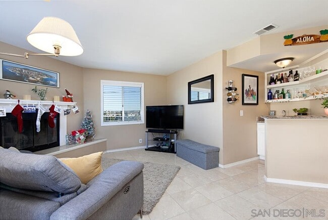 Foto principal - 4380 Temecula St