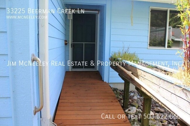 Foto del edificio - 33225 Beerman Creek Rd