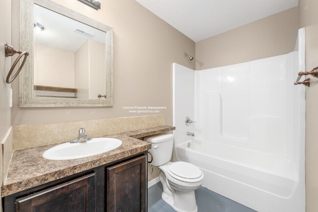 Foto del edificio - 1258 N Curtis Ct