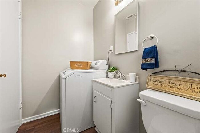 Building Photo - 5630 Challen Ave