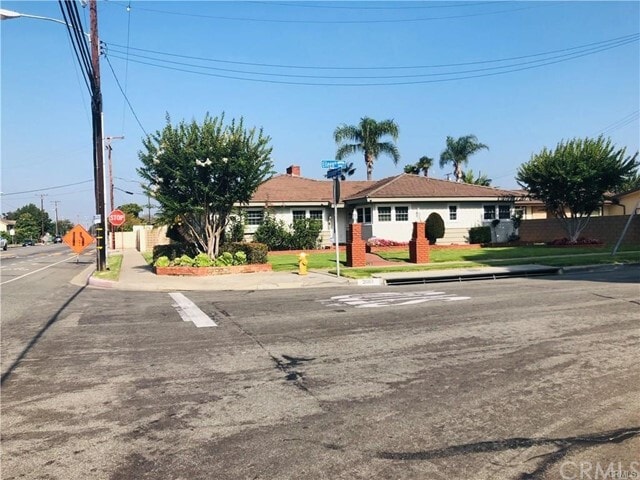 Building Photo - 2083 S Eileen Dr
