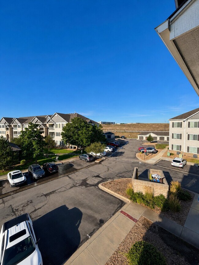 Building Photo - 15700 E Jamison Dr