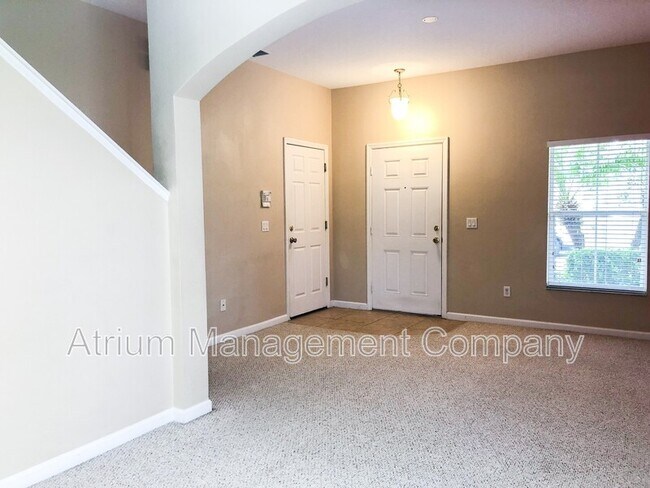 Foto del edificio - 10303 Park Commons Dr