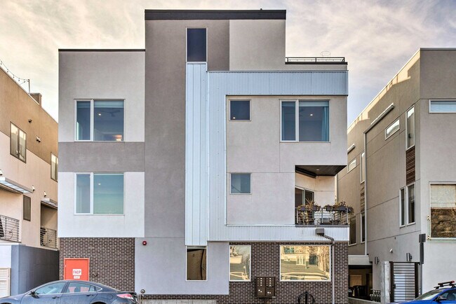 Foto del edificio - 4545 Tennyson St