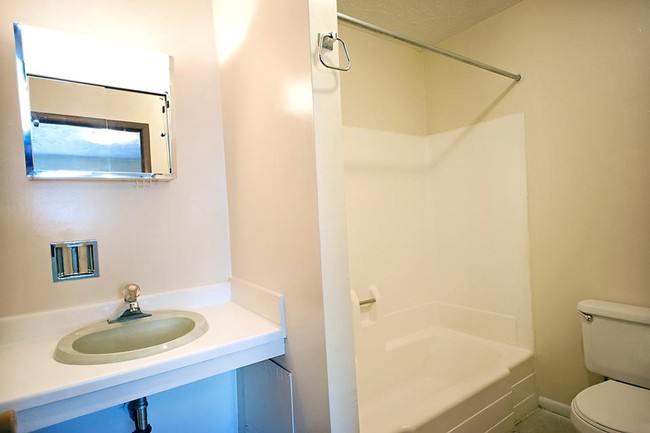 Bathroom - Vue Apartments