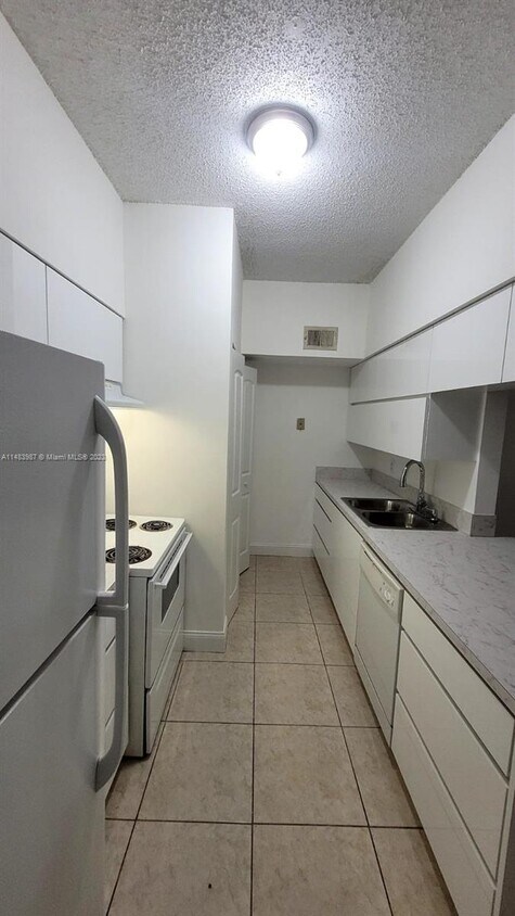 Primary Photo - 18342 NW 68th Ave