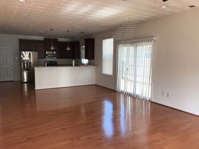 Building Photo - Newer Construction Home ¨ASK ABOUT OUR ZER...