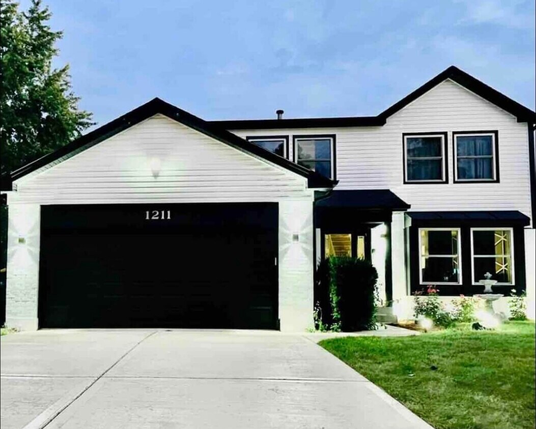 Primary Photo - 1211 Diane Ln