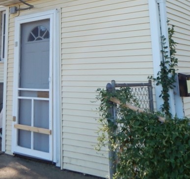 Primary Photo - 1 Kensington Blvd