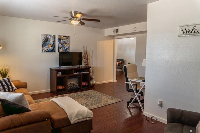 Building Photo - 379 E Hacienda Dr