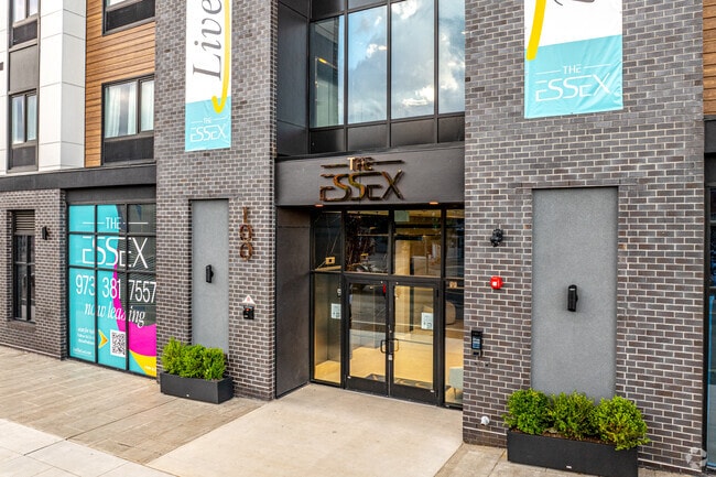 223 18th St, Brooklyn, NY 11215 - 223 18th St Brooklyn, NY 11215