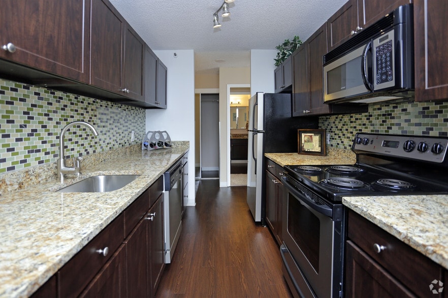 300 East 17th Apartments