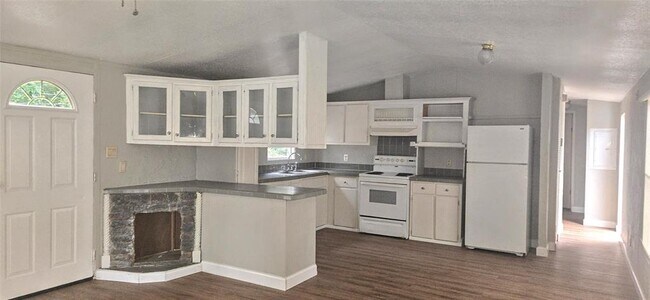 Foto del edificio - 902 Queenswood St