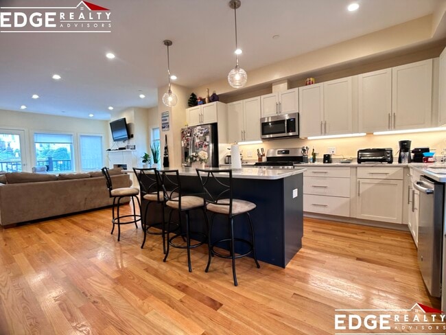 Photo - 122 Tremont St Apartment