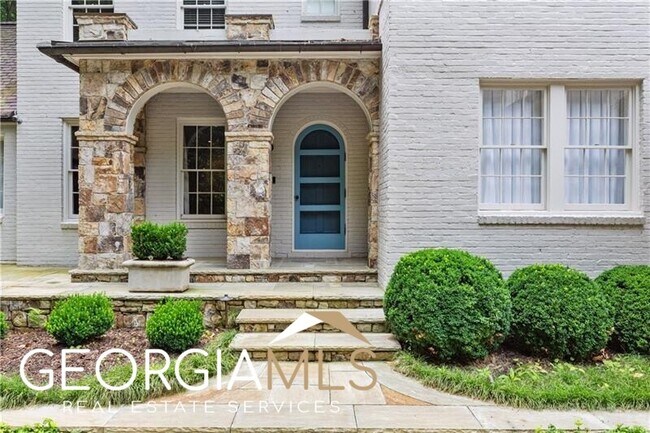 Building Photo - 2522 Habersham Rd NW