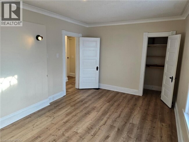 Building Photo - 60 Lynnwood Ave