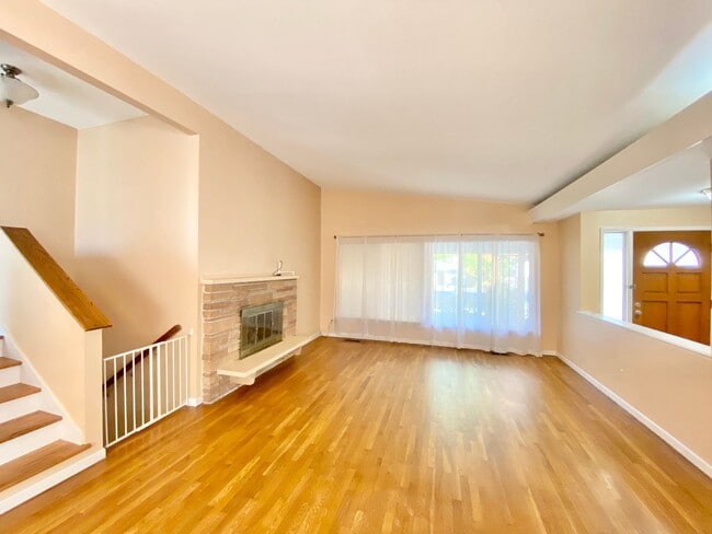 Building Photo - Great Home for rent