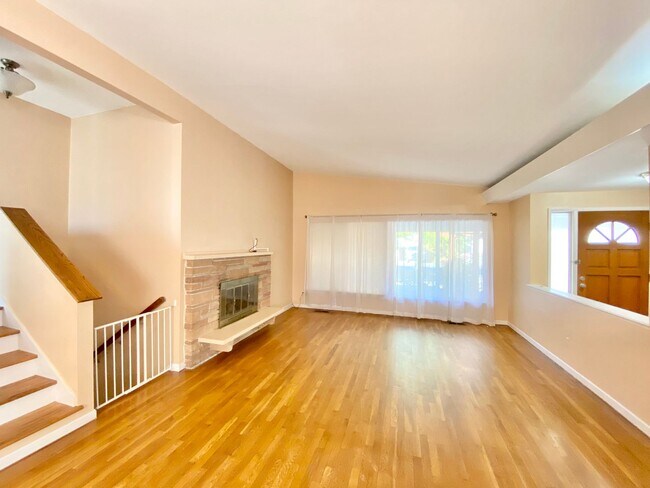 Foto del edificio - Great Home for rent