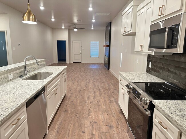 Foto del edificio - 7014 40th St