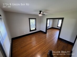 Building Photo - 1714 N Green Bay Rd