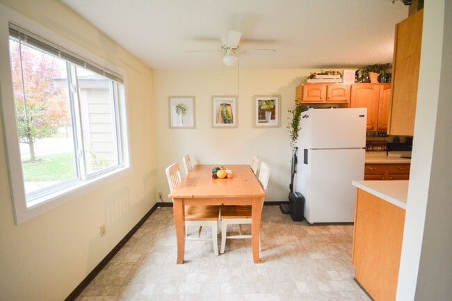 Foto del edificio - 801 6th St NE