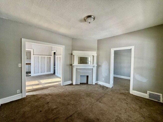 Foto del edificio - 618 E 97th St