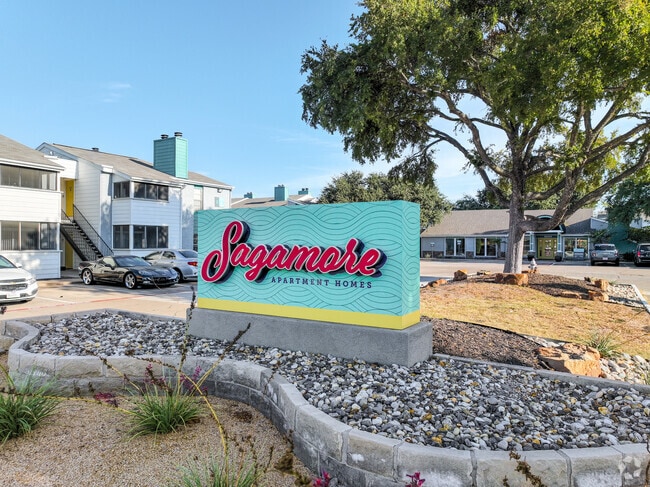 Signage - Sagamore Apartments