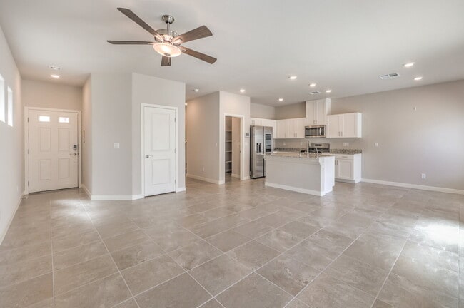 Building Photo - 7849 Pink Opal Ave