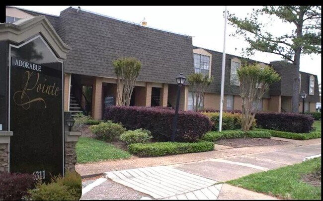 Foto del edificio - 6311 Beverly Hill St