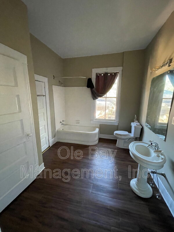 Foto del edificio - 1055 Church St