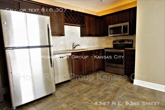 Foto del edificio - 4347 NE 83rd St