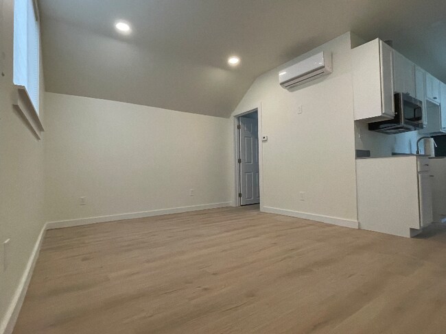 Foto del edificio - 932 Bross St