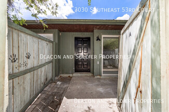 Foto del edificio - 3030 SE 53rd Ct