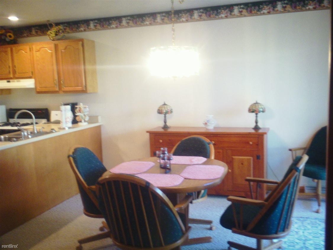 Primary Photo - 341 Hospital Ave