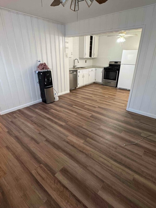 Foto del edificio - 308 SW 45th Ave