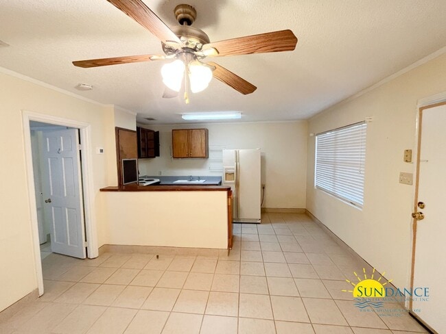 Building Photo - Efficient 1 Bedroom 1 Bathroom Unit in Niceville