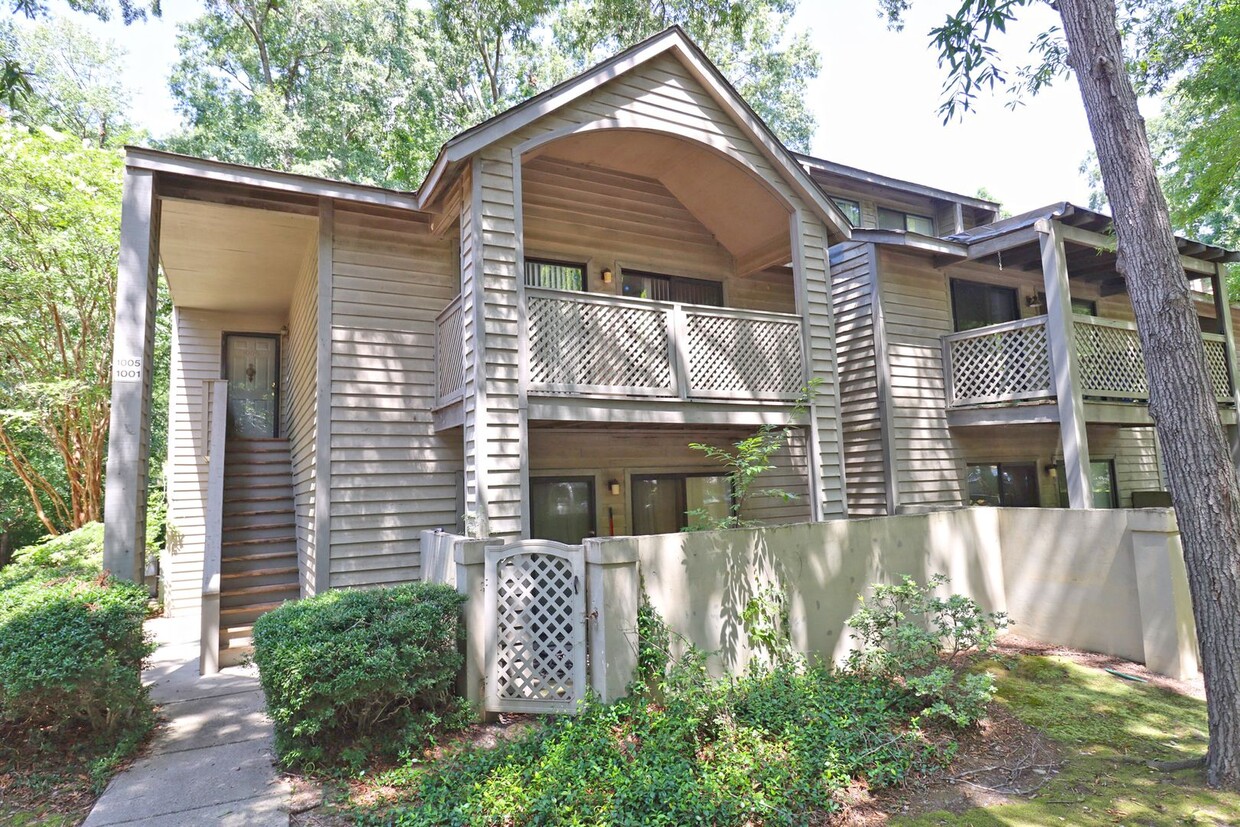 Foto principal - Spacious 2BR 2BA townhome in Village Creek!