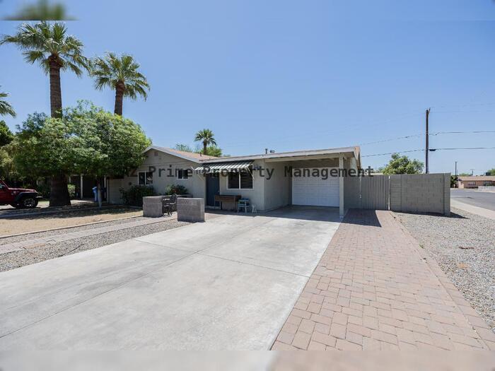 Foto principal - 3729 E Yale St