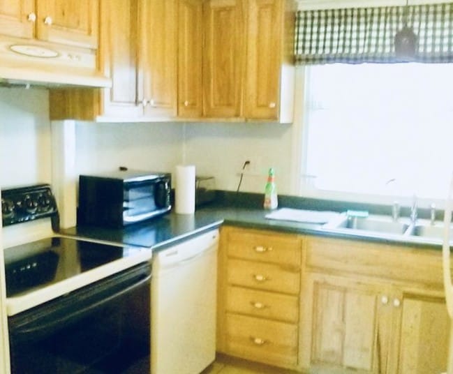 Foto del edificio - 73 Kingsland Ct