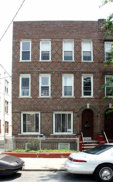 Primary Photo - 2237 E 21st St