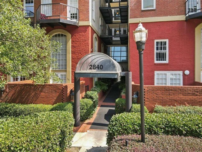 Foto del edificio - 2840 Peachtree Rd NW